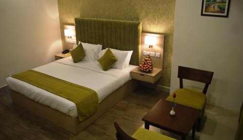 Large Double Room