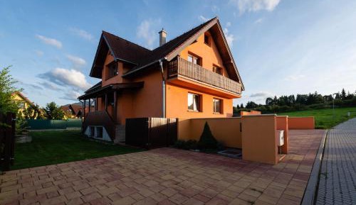 Villa with Garden View