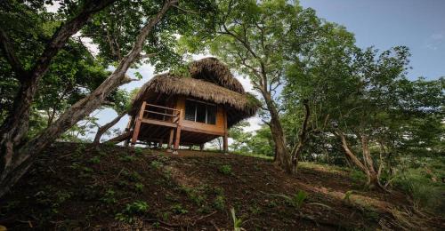 Beachfront Cabaña with bathroom and private deck