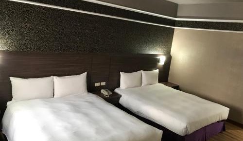 Family Room (4 Adults)