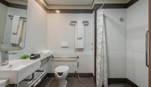 Standard PwD Disability Access - 1 Double Bed