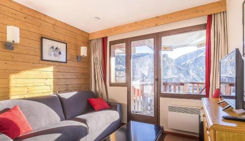 Prestige One-Bedroom Apartment (4 People)