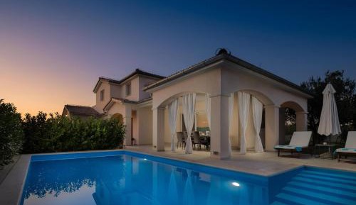 Villa with Private Pool