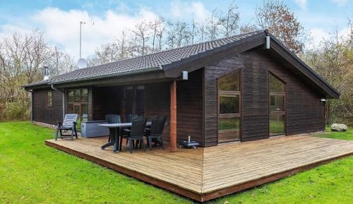 Five-Bedroom Holiday Home