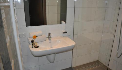 Superior Three-Bedroom Apartment with Balcony
