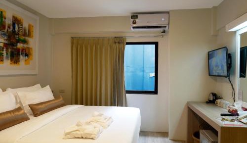 Superior Double Room with Window