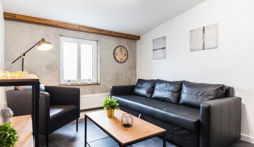Deluxe Studio Apartment