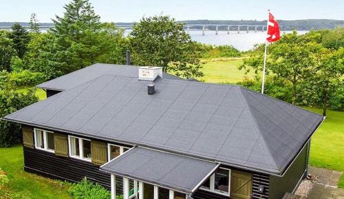 Three-Bedroom Holiday Home 
