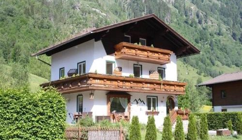 Eight-Bedroom House
