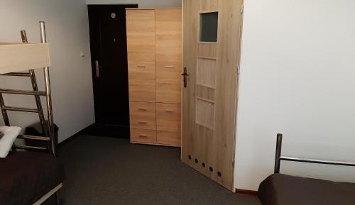 Basic Triple Room with Shared Bathroom