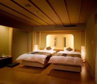 Deluxe Suite with Spa Bath