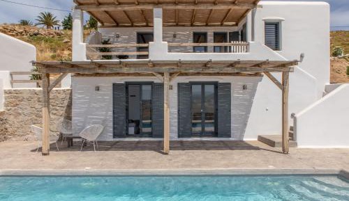 Villa with Sea View