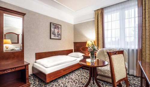 Standard Single Room
