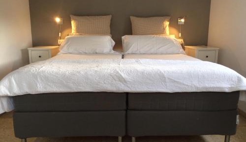 Double or Twin Room ensuite Bathroom