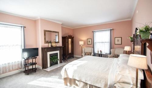 King Room (Rose)