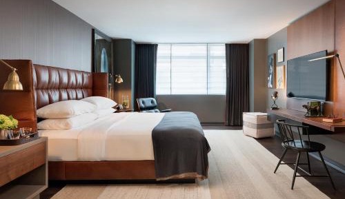 King Room with Mobility Accessible Roll-In Shower