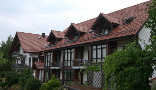 One-Bedroom Apartment with Balcony