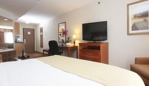 Studio with Spa Bath