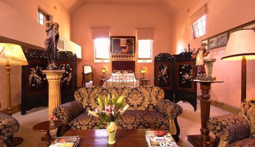 Friendly Meeting Chapel with Spa Bath (141 Tynte street North Adelaide)