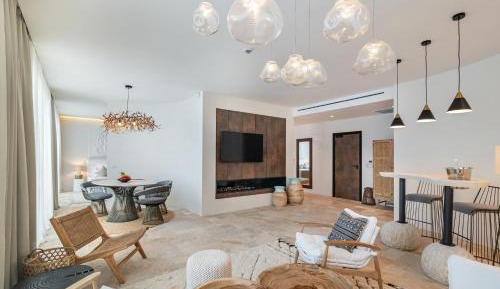 Presidential Apartment with Sea View and Panoramic Terrace and Free Access to AquaHouse Thermal & Beach