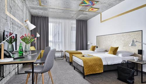 Standard Twin Room