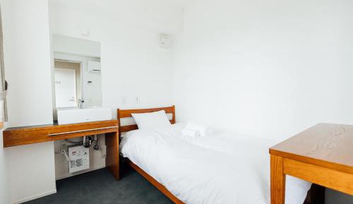 Single Room with Shared Shower and Toilet