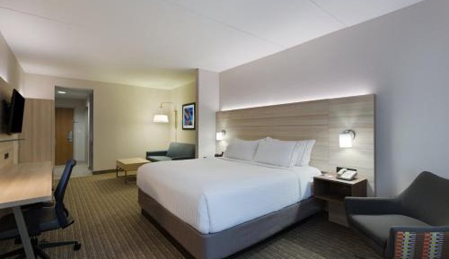 King Room - Mobility Access/Hearing Accessible
