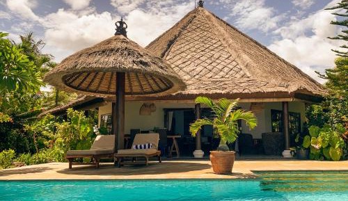 Villa - Beach Front