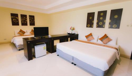 Deluxe Quadruple Room