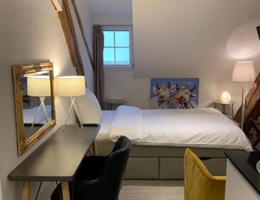 Small Single Room
