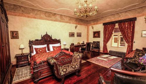 Suite Maxmillián II.