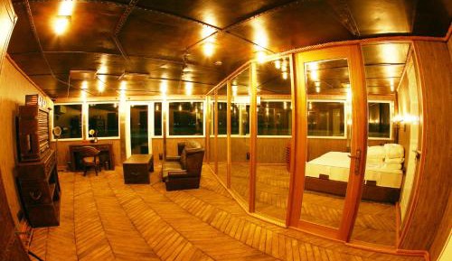 King Bay Suite
