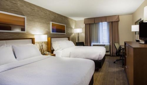 Standard Double Room with Two Double Beds