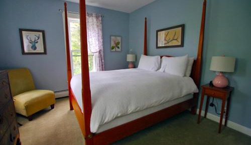 Deerfield Room 