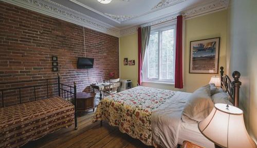 Comfort Triple Room with Shower