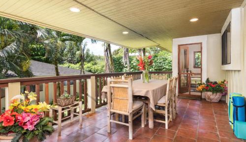 Five Bedroom Holiday Home