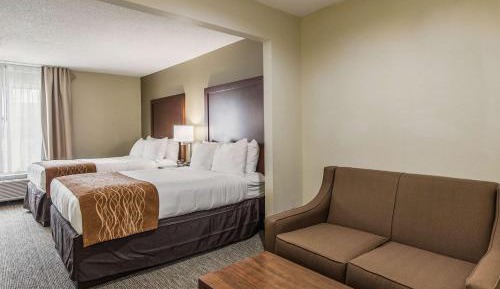 Suite with Two Double Beds and Sofa Bed - Non- Smoking