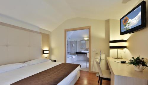 Superior Double Room (1 Adult)