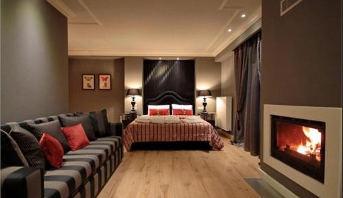Suite with Fireplace