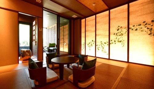 Deluxe Room with Open-Air Bath with Mountain View - 4F - Shabu-shabu Dinner