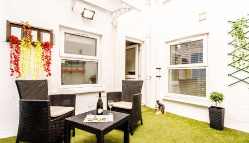 Superior Apartment