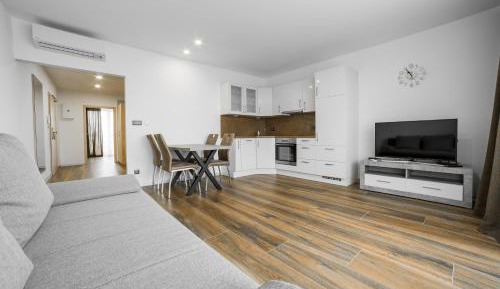 Apartment Deluxe with free Pool and Fitness