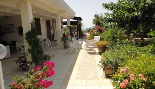 Villa with Sea View
