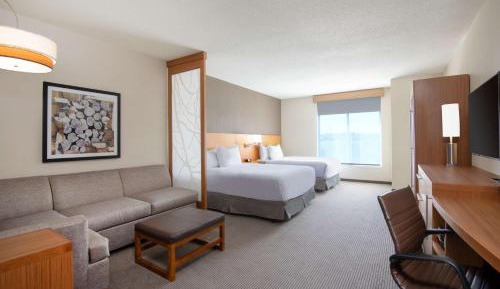 Queen Room with Two Queen Beds and Roll-In Shower - Disability Access