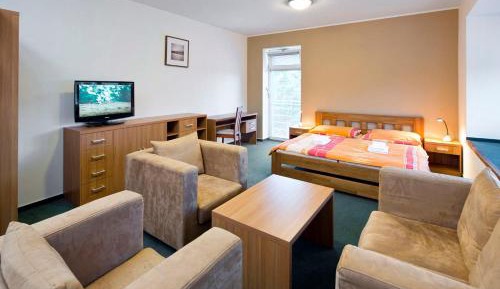 Deluxe Double Room with Shower