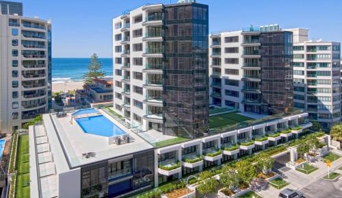 2.5 Bedroom Deluxe Apartment - Split Level