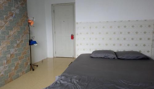 Large Single Room