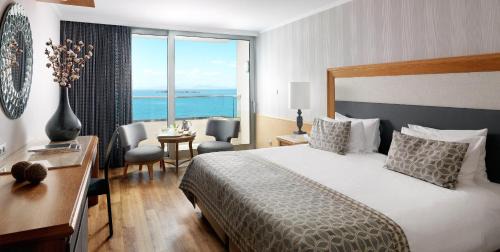 Executive Room Front Sea View