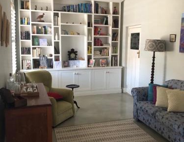 Deluxe Queen Suite