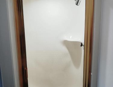 King Room - Non-Smoking